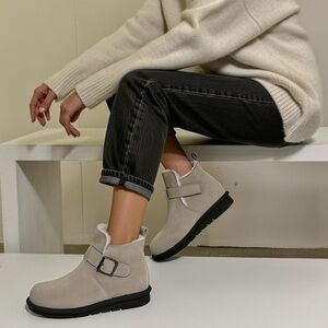 NIB UNISEX Katliu Gray Suede Adjustable Ankle Boots Faux Fur Lining Rubber Sole